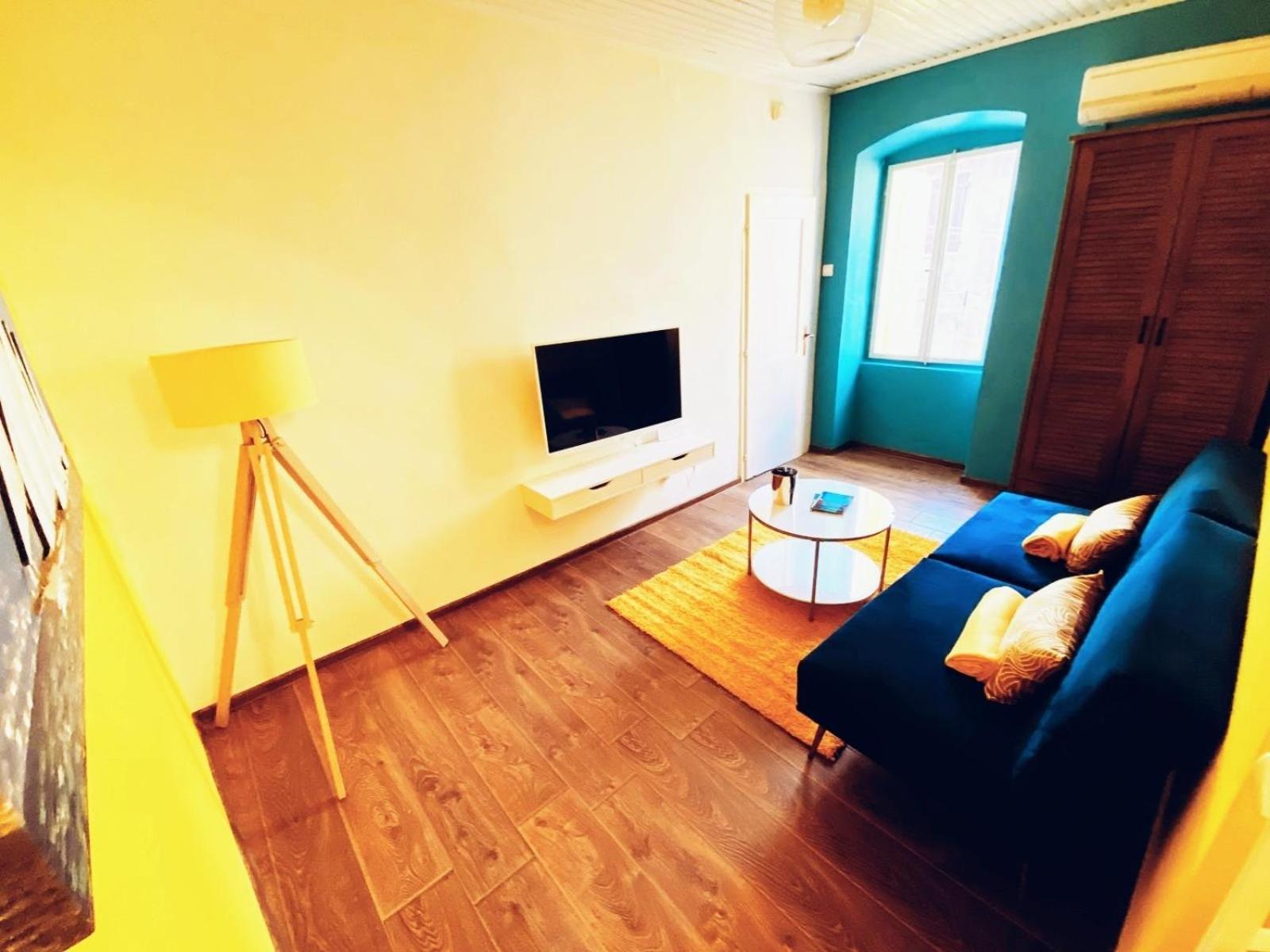 Oh La La Apartment Old Town Ровінь Екстер'єр фото